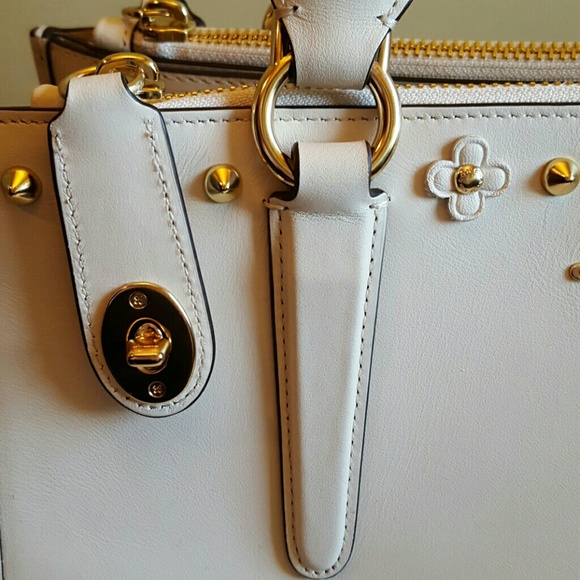 NWT COACH F37400 Crosby Satchel/Crossbody - Picture 5 of 6